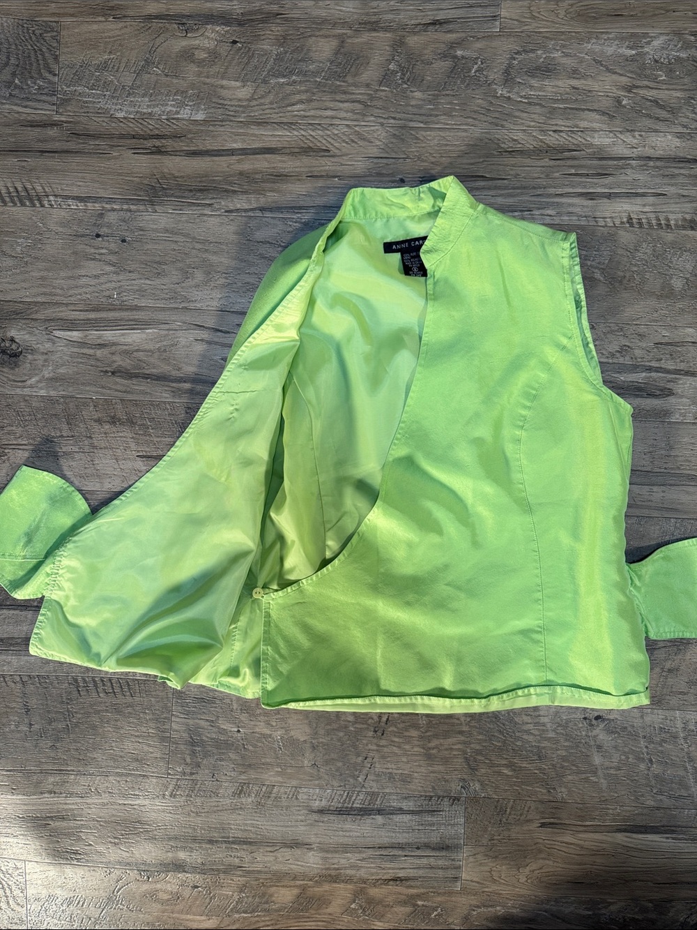 Anne Carson 100% Silk Lime Green Sleeveless Wrap Blouse - Size S - Picture 5 of 8